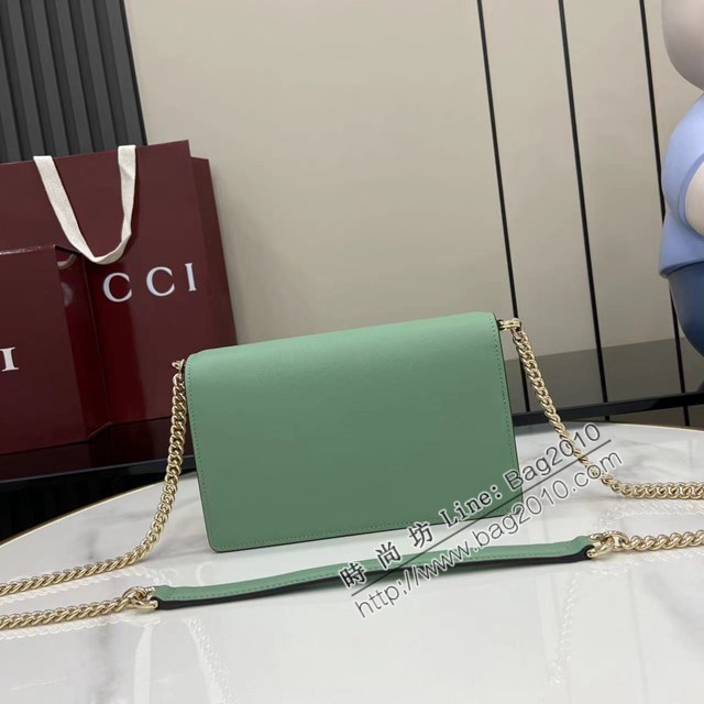 Gucci專櫃古馳最新款Emblem系列鏈式錢包小斜挎女包 jh2933型號：826720
